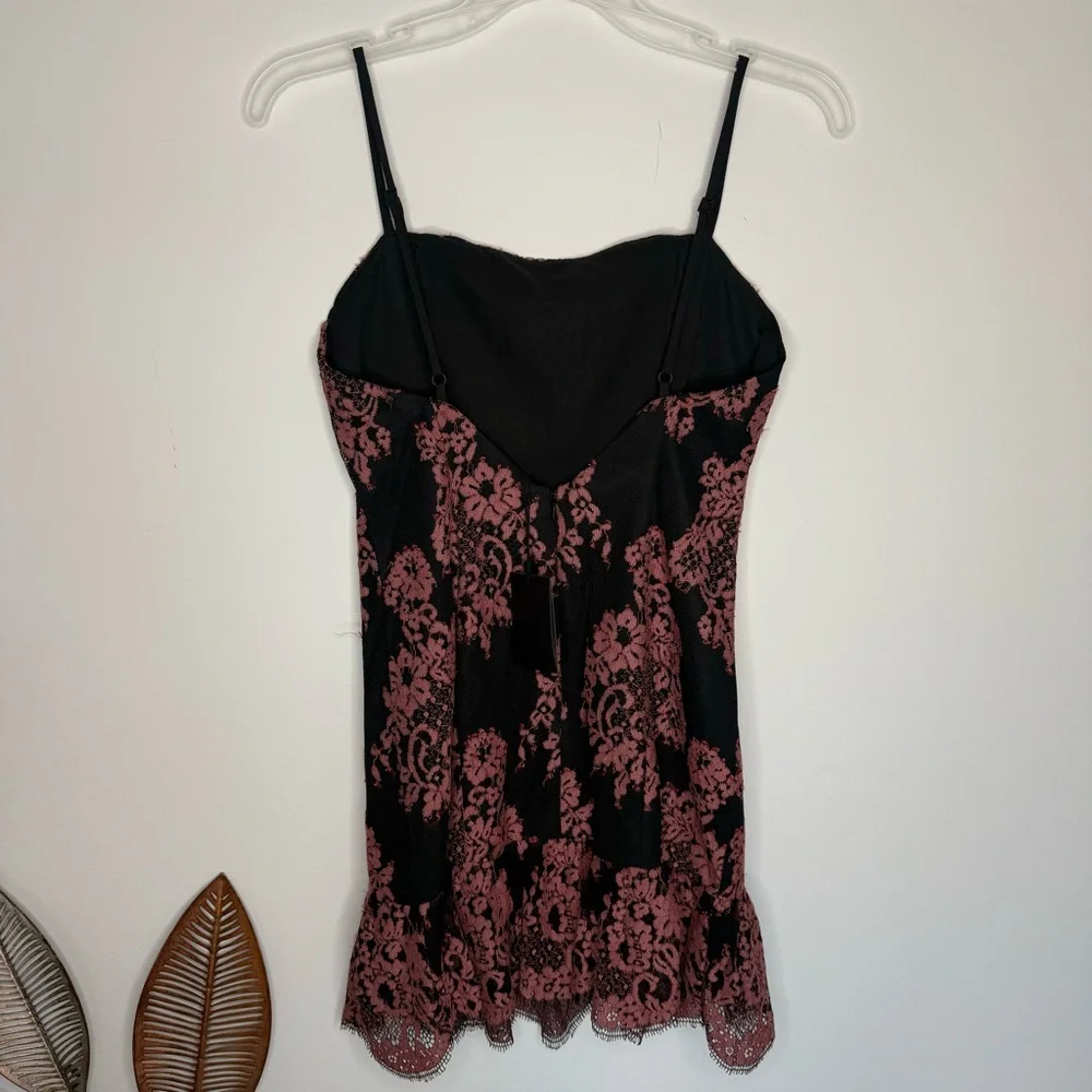 J5 NWT Revolve NBD Kayden Mini Dress in Clay‎ Pink & Black